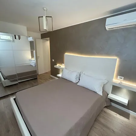 Nuras - Casa Azzurra Seaside Daire *